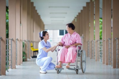 lady nurse talking with her patient